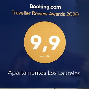 https://apartamentos-los-laureles.in-canary-islands.com